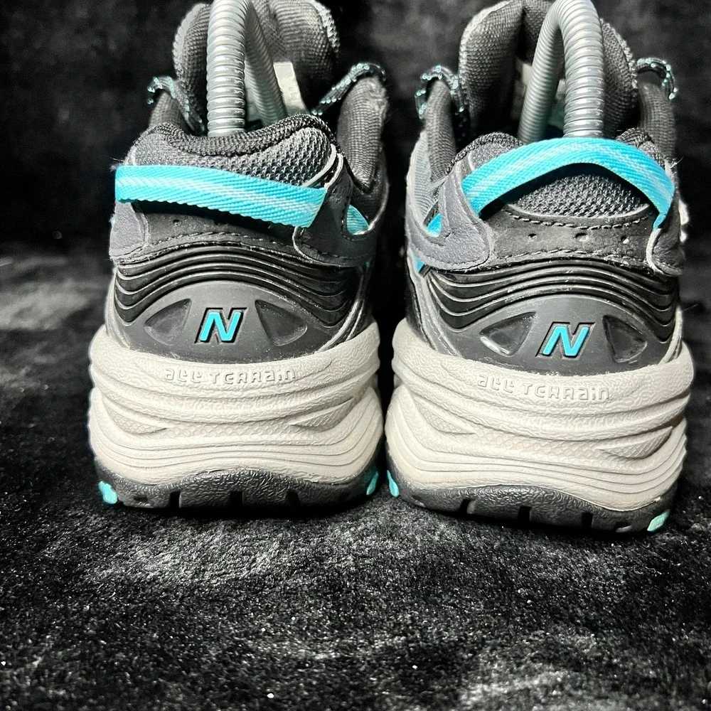 New Balance 480 Terrain WT480BB Womens 7‎ Trail Running Shoes Gray Teal Sneakers